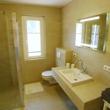 Haus Duenenrot Eg-whg Dr-01 Апартаменты Neuhaus (Mecklenburg-Vorpommern)